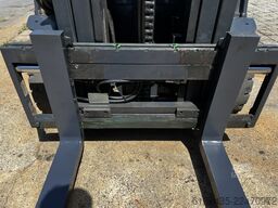 Linde E25-01