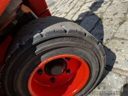 Linde E25-01