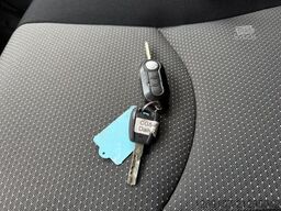 IVECO Daily Pritsche DOKA L2 RWD COC **AHK 3300 KG**