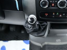 MERCEDES-BENZ Sprinter 316CDI Bus 9-Sitze L2H2 RWD Schwingsitz