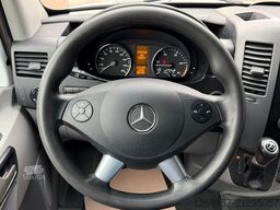 MERCEDES-BENZ Sprinter 319 CDI V6 Kasten L1H1 RWD Standheizung