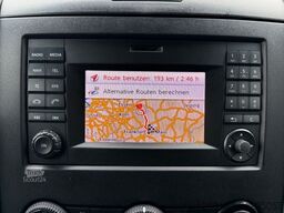 MERCEDES-BENZ Sprinter 319 CDI V6 Kasten L1H1 RWD Standheizung