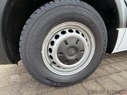 MERCEDES-BENZ Sprinter 319 CDI V6 Kasten L1H1 RWD Standheizung
