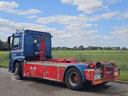 MERCEDES-BENZ ANTOS 1832 4x2 Multilift 14t
