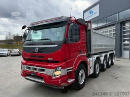 VOLVO FMX-540 10x4 Kipper