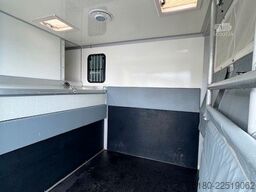 PEUGEOT Boxer MSG 2 Pferdetransporter 16.000 km 3,5t.
