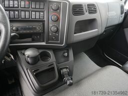 Renault D280 16T / Box truck 18 EPAL / Tail lift