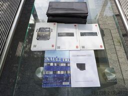 Renault D12 Euro 6 / 18 pallets / Tail lift/ 2017