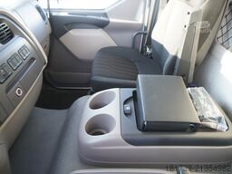 DAF LF 12.210 18-pallet container with tail