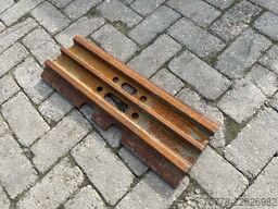 Volvo SHOES | TRACK PLATES | 60 CM | FAHRWERK