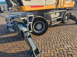 LIEBHERR LH 22M Mit Dehaco Sortiergreifer
