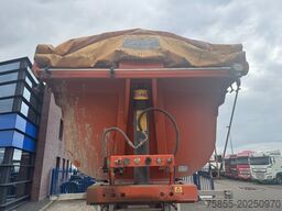 Galtrailer B2PS 26-6/5 SAF Disc / Sliding roof