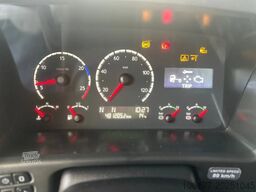 Scania P230 6X2 / Essieu relevable directionnel / Stuu...