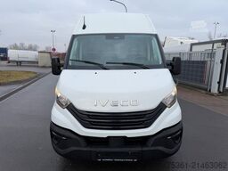 IVECO Daily 35S16H 3.0A8 Kastenwagen AHK