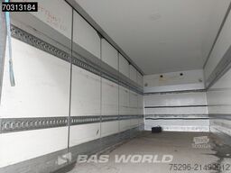 Mercedes Atego 1524 Atego 4X2 15Tons 6-Cylinder 2000kg L...