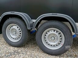 Vezeko TK C 27.40 | BLACK | RAMPE 405X184X205CM 2700KG KOFFERANHÄNGER