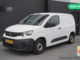 Peugeot Partner 1.2 110PK Benzine - Airco - Navi - Crui...