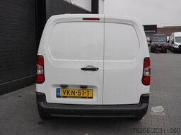Peugeot Partner 1.2 110PK Benzine - Airco - Navi - Crui...