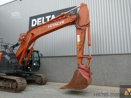 Hitachi ZX225USLC-6