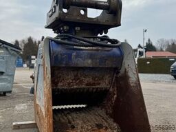  Predatore XC 13 Crusher Brecherlöffel Sieblöffel