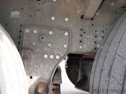 SCHMITZ CARGOBULL SCS 24 / LASI 12642 XL / LBW 2500 kg / 2 x LIFTA