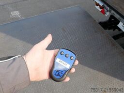 SCHMITZ CARGOBULL SCS 24 / LASI 12642 XL / LBW 2500 kg / 2 x LIFTA