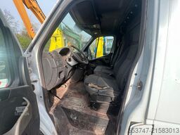 Renault Master / Kastenwagen