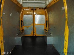 RENAULT Master 2.3 dCi 135 L3H3 -Kamera-