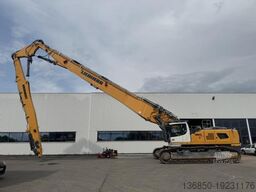 Liebherr R960 VHHD DEMOLITION 33 m