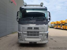 Volvo FH 500 8x4 Tridem Euro 6 HMF 4020K-8