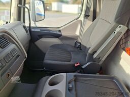 DAF LF 290 FA - E6 - CAISSE + LIFT 2.000 KGS
