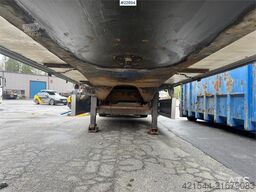 Ekeri box semi-trailer with refrigeration/freezer unit.