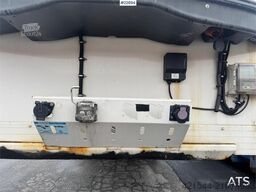 Ekeri box semi-trailer with refrigeration/freezer unit.