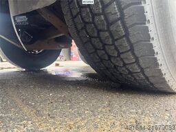 Ekeri box semi-trailer with refrigeration/freezer unit.