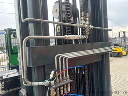 Hubtex DQ45/Only 3310 h/Telescopic forks