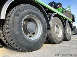 Mercedes-Benz Arocs 3240