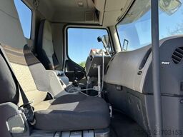 Renault Midlum 300 4x4 Winterdienst / Swiss-Vehicle