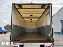 Man TGS 26.330 6x2 met DHollandia laadklep