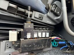 Volvo FH 500 / 8X4 / Palfinger S260Z96 / VDL Hook / N...