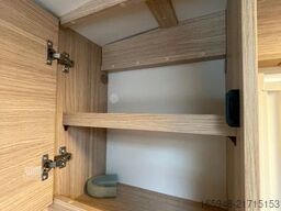 SUNLIGHT V 60 | 1. Hand | Händlergeschäft | AHK, RFK