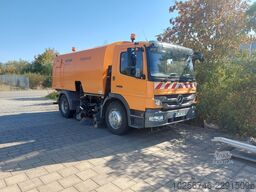 Mercedes Benz 1318 Atego