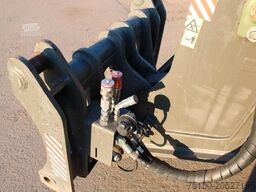 SENNEBOGEN 355E - Kabine hochfahrbar - Nr.: 042