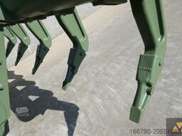 Caterpillar 130G Ex-army