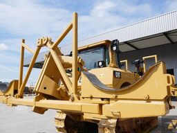 Caterpillar D8T Pipe carrier