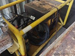 Auto-Merkel GmbH & Co.KG Auto-Merkel GmbH & Co.KG Auto-Merkel GmbH & Co.KG