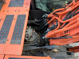Hitachi ZX300LC-6