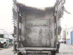 PEZZIOLI SBA63 livestock semi trailer