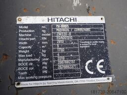 Hitachi ZW220 articulated loader / 2 buckets