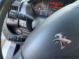 PEUGEOT Boxer Kasten 330 L2H2 Premium, Lift, Standheiz.