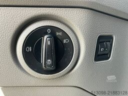 VW CRAFTER 2.0TDI 8 SITZE TEMPOMAT KLIMA AHK 1.HAND